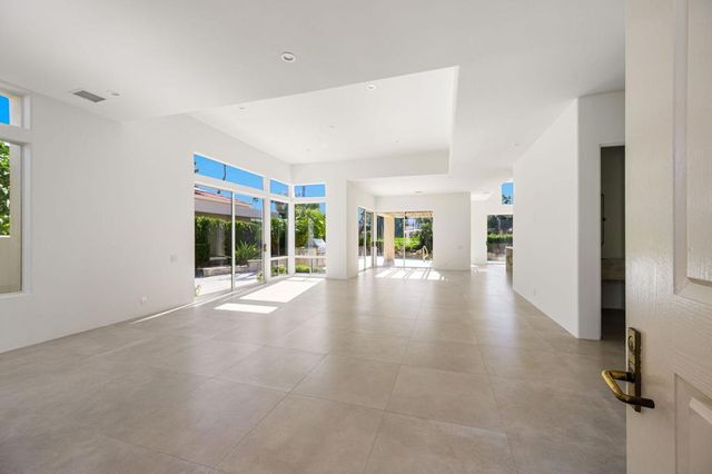 75313 14th Green Drive, Indian Wells, CA 92210