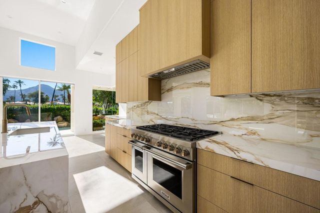 75313 14th Green Drive, Indian Wells, CA 92210