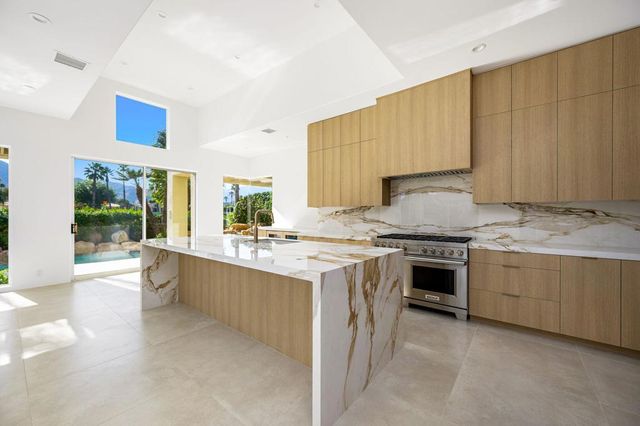 75313 14th Green Drive, Indian Wells, CA 92210