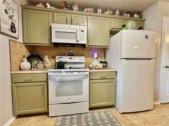 1004 Leah Drive, Troy, TX 76579