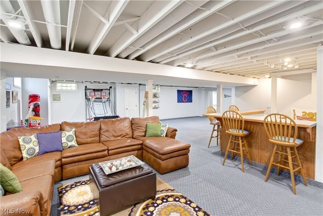 2931 Canterbury Court, Willoughby Hills, OH 44094