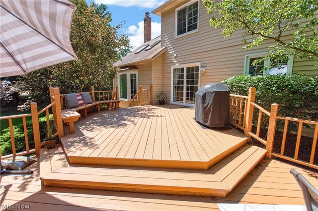 2931 Canterbury Court, Willoughby Hills, OH 44094
