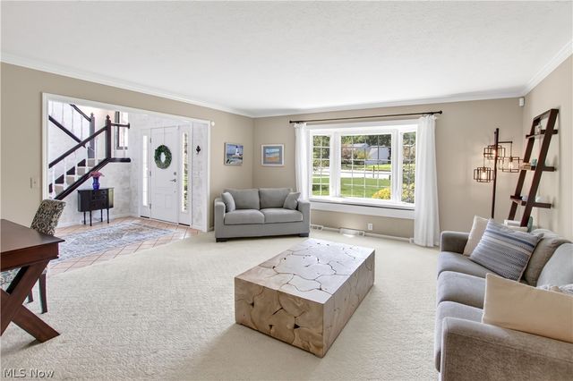 2931 Canterbury Court, Willoughby Hills, OH 44094