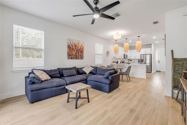 350 E 2ND AVENUE, New Smyrna Beach, FL 32169