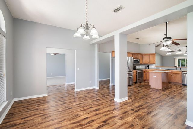 7292 Broadmoor Street, Navarre, FL 32566