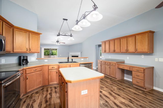 7292 Broadmoor Street, Navarre, FL 32566