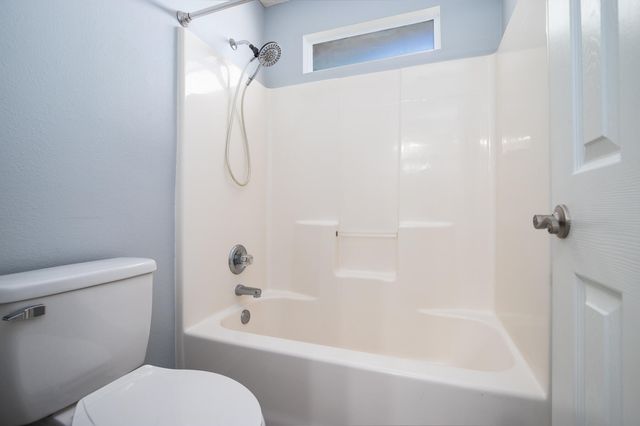 7292 Broadmoor Street, Navarre, FL 32566