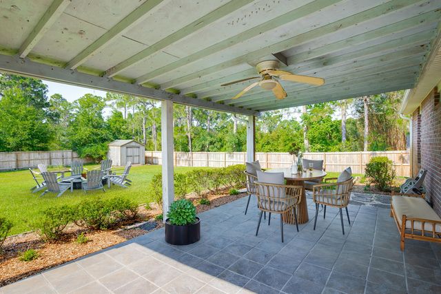 7292 Broadmoor Street, Navarre, FL 32566