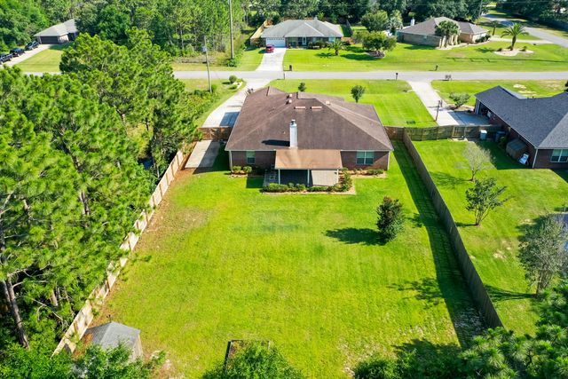 7292 Broadmoor Street, Navarre, FL 32566