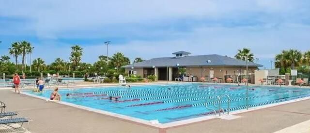 7292 Broadmoor Street, Navarre, FL 32566