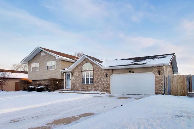 5723 Appledown Avenue, Portage, IN 46368