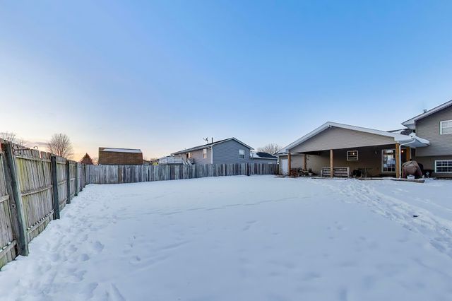 5723 Appledown Avenue, Portage, IN 46368