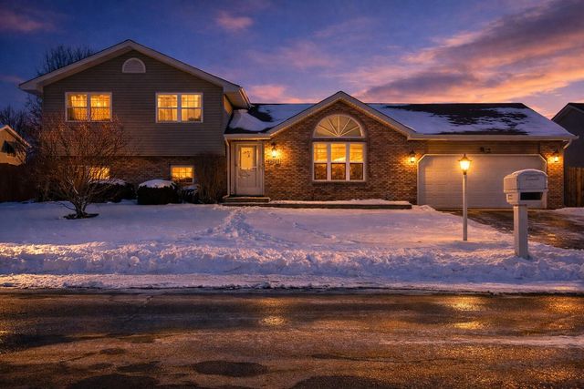 5723 Appledown Avenue, Portage, IN 46368