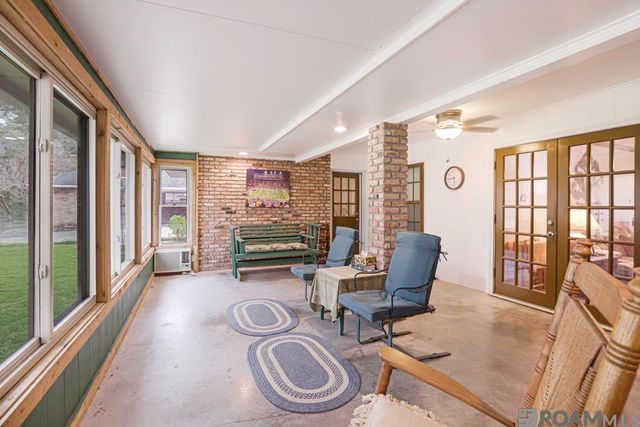 15429 Chickamauga Ave, Baton Rouge, LA 70817