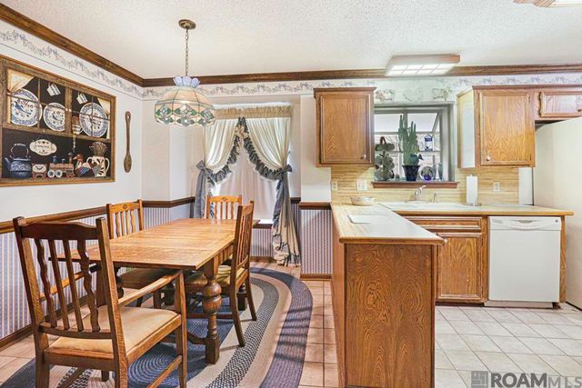 15429 Chickamauga Ave, Baton Rouge, LA 70817