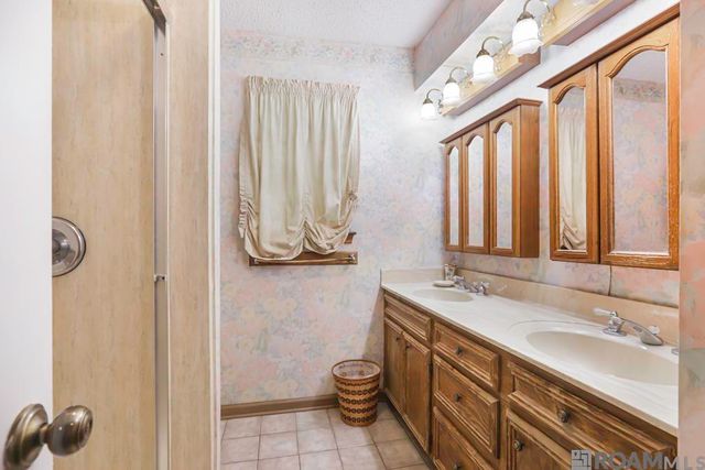 15429 Chickamauga Ave, Baton Rouge, LA 70817