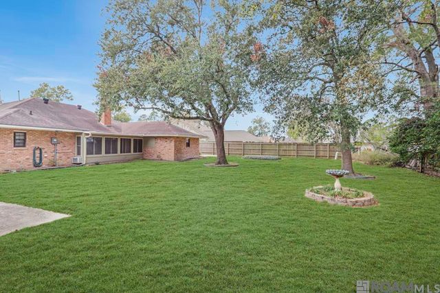 15429 Chickamauga Ave, Baton Rouge, LA 70817