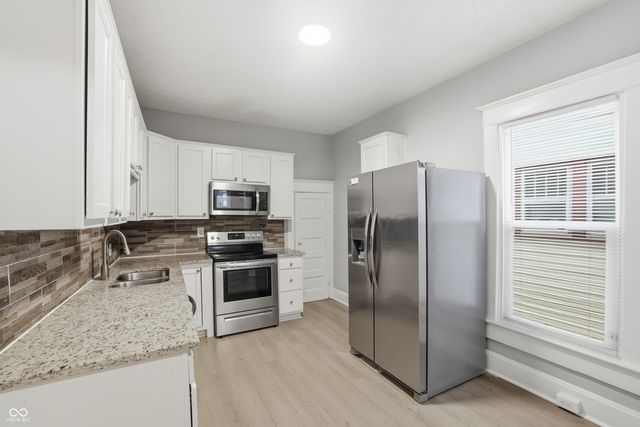 931 N Oakland Avenue, Indianapolis, IN 46201