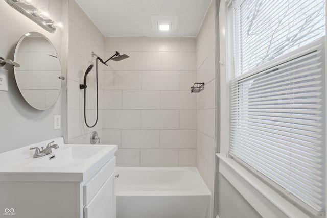 931 N Oakland Avenue, Indianapolis, IN 46201