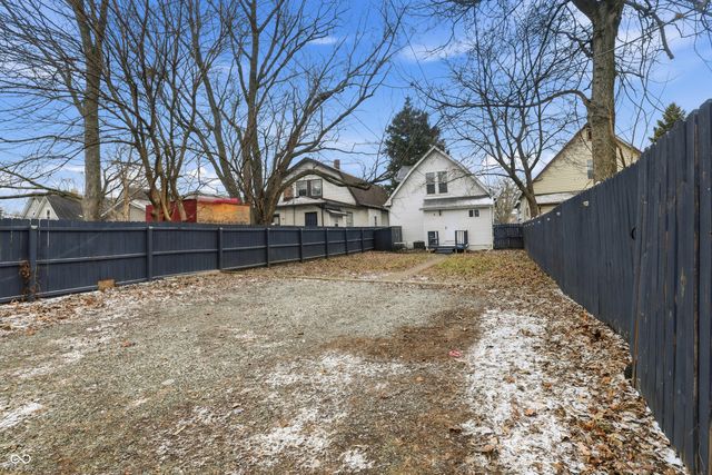 931 N Oakland Avenue, Indianapolis, IN 46201