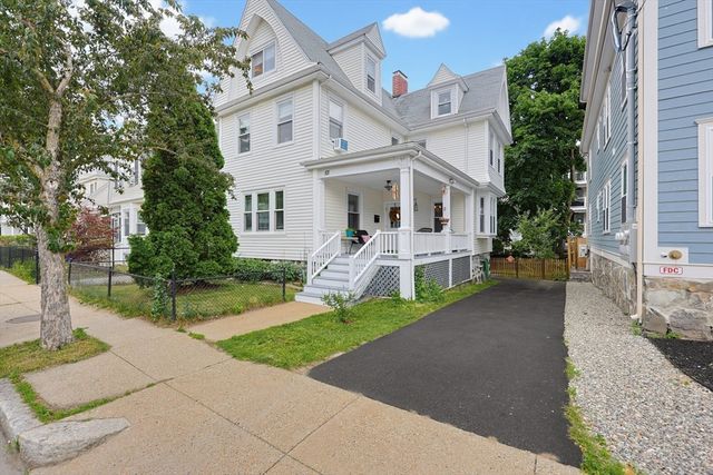 53 Fairbanks St, Boston, MA 02135