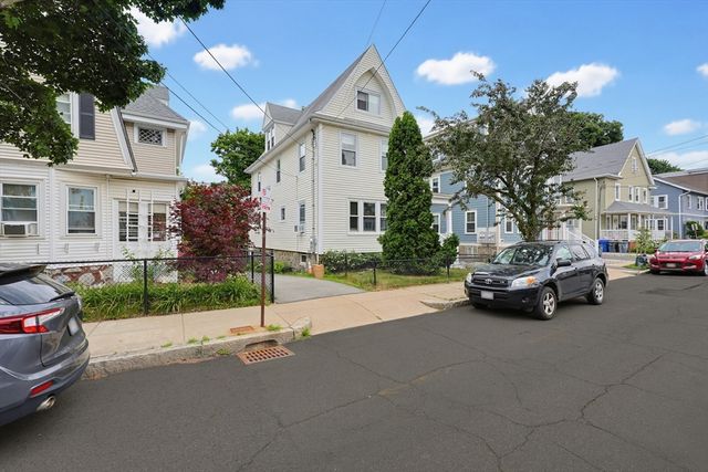 53 Fairbanks St, Boston, MA 02135