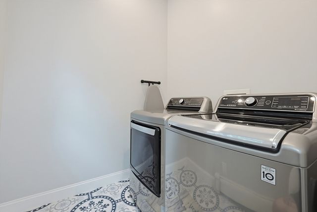 53 Fairbanks St, Boston, MA 02135