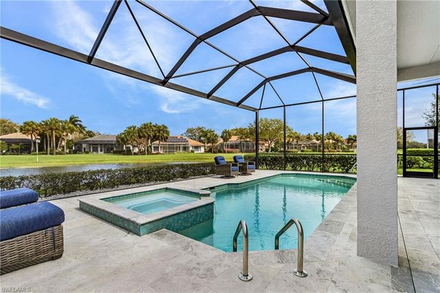 1799 Langford LN, Naples, FL 34109