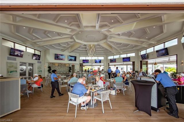 1799 Langford LN, Naples, FL 34109