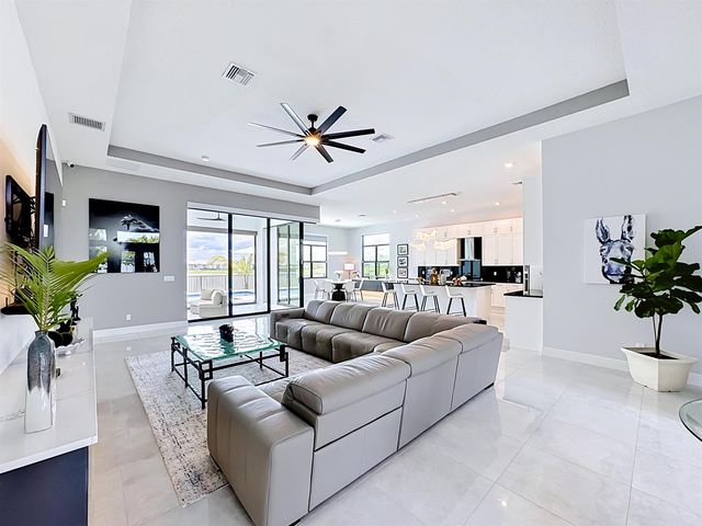 8596 SW Felicita Way, Port St. Lucie, FL 34987