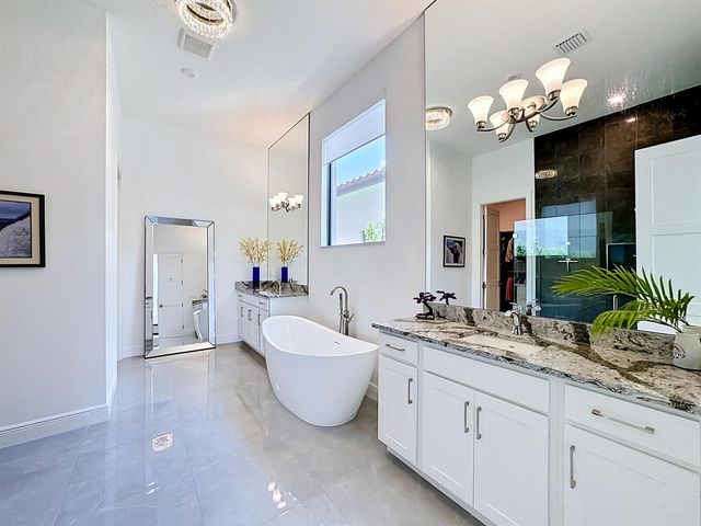 8596 SW Felicita Way, Port St. Lucie, FL 34987