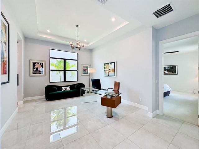 8596 SW Felicita Way, Port St. Lucie, FL 34987