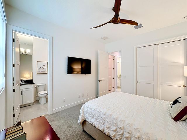 8596 SW Felicita Way, Port St. Lucie, FL 34987