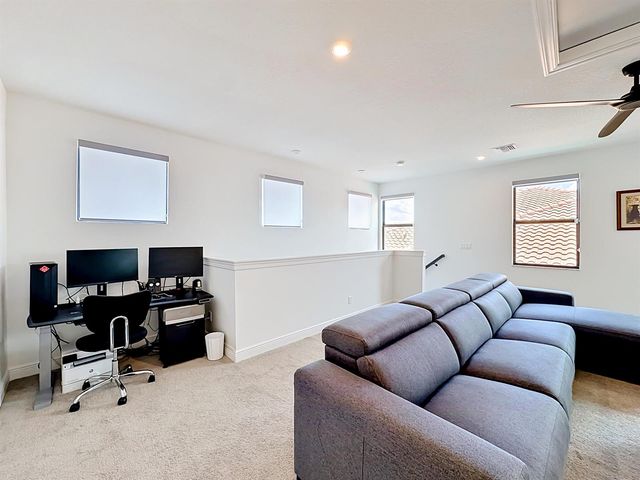 8596 SW Felicita Way, Port St. Lucie, FL 34987