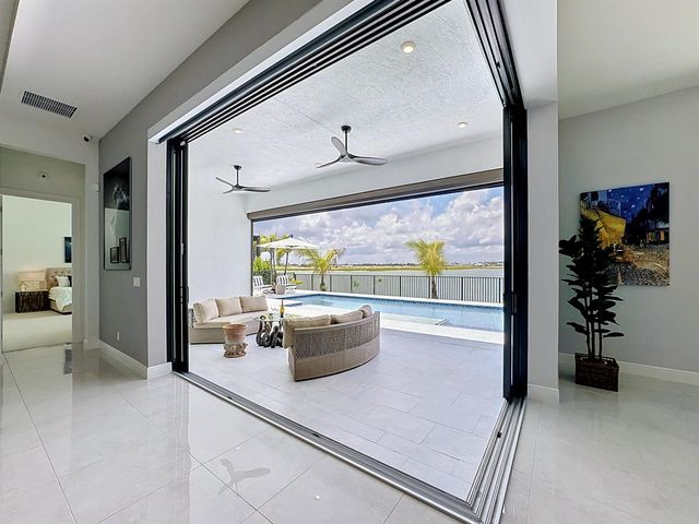 8596 SW Felicita Way, Port St. Lucie, FL 34987