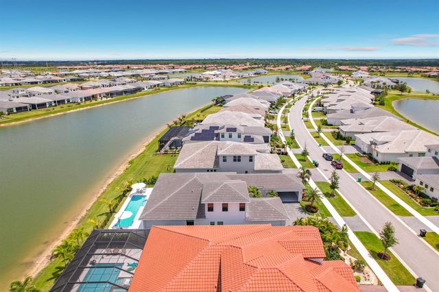 8596 SW Felicita Way, Port St. Lucie, FL 34987