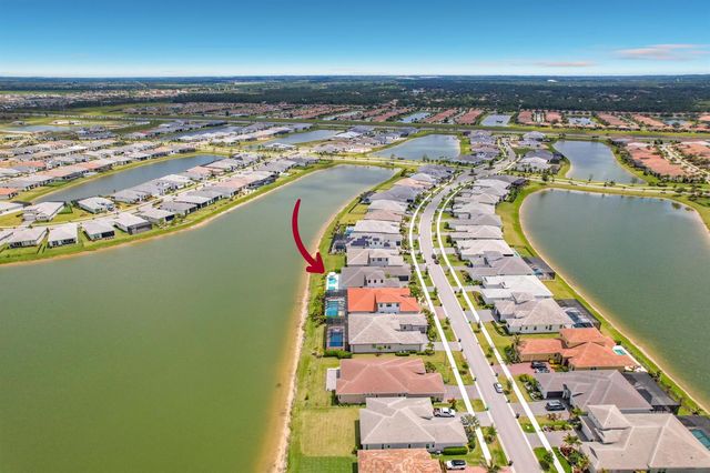 8596 SW Felicita Way, Port St. Lucie, FL 34987