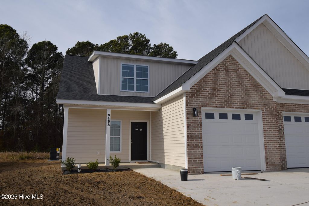 849 Sarah Rebecca Drive, Greenville, NC 27834