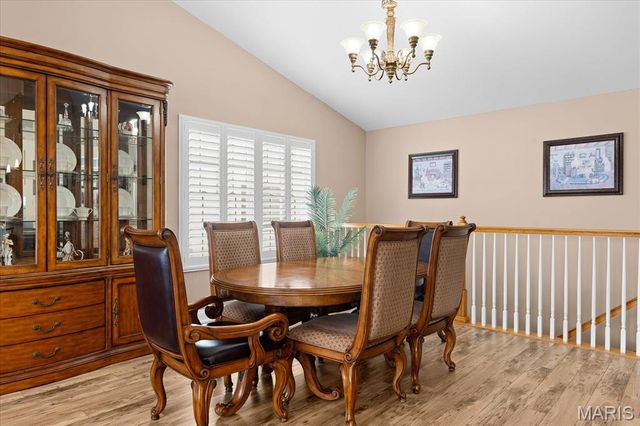 286 RED CLOVER Circle, O'fallon, IL 62269