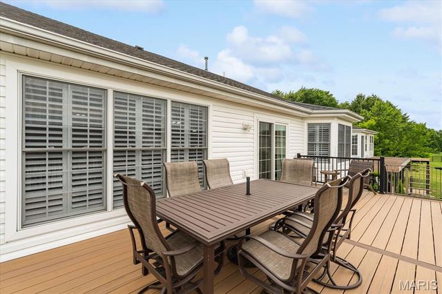 286 RED CLOVER Circle, O'fallon, IL 62269