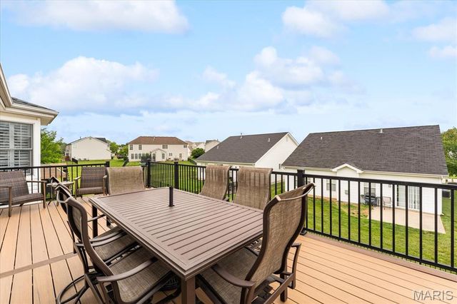 286 RED CLOVER Circle, O'fallon, IL 62269