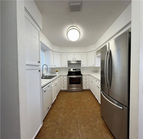 4445 Cedar Pass Dr 144, Corpus Christi, TX 78413