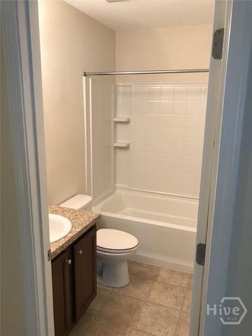 210 Canyon Oak Loop, Richmond Hill, GA 31324