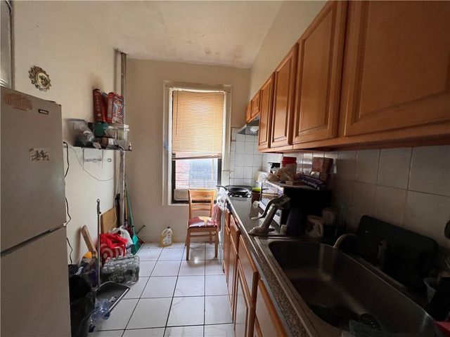 58 Saint Nicholas 6 Avenue, Brooklyn, NY 11237