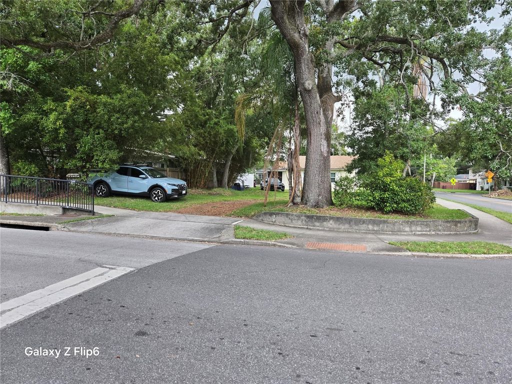 HELEN AVENUE, Orlando, FL 32804