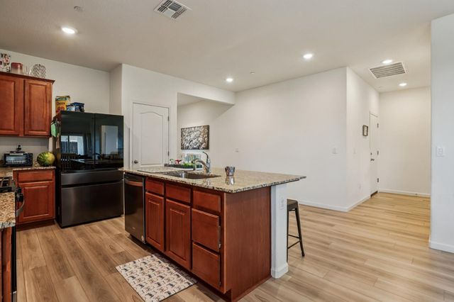 5626 Sunhaven St, Marysville, CA 95901