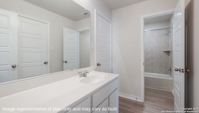 20832 Streamlet End, San Antonio, TX 78266