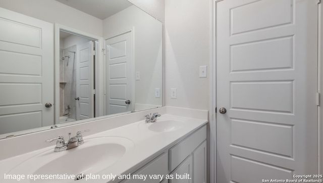 20832 Streamlet End, San Antonio, TX 78266