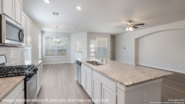 20832 Streamlet End, San Antonio, TX 78266