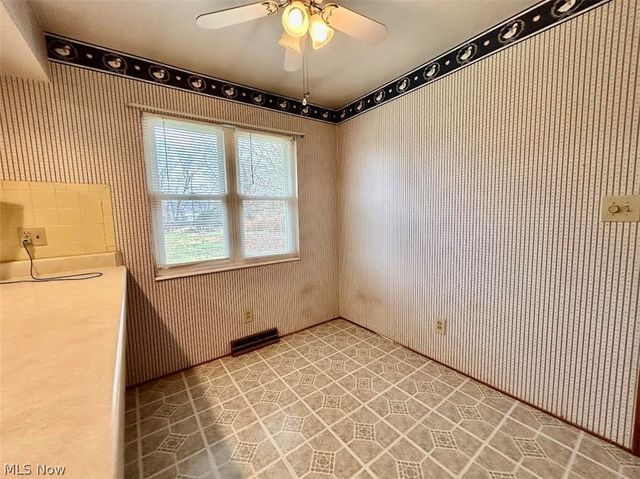 27140 State Route 7, Marietta, OH 45750